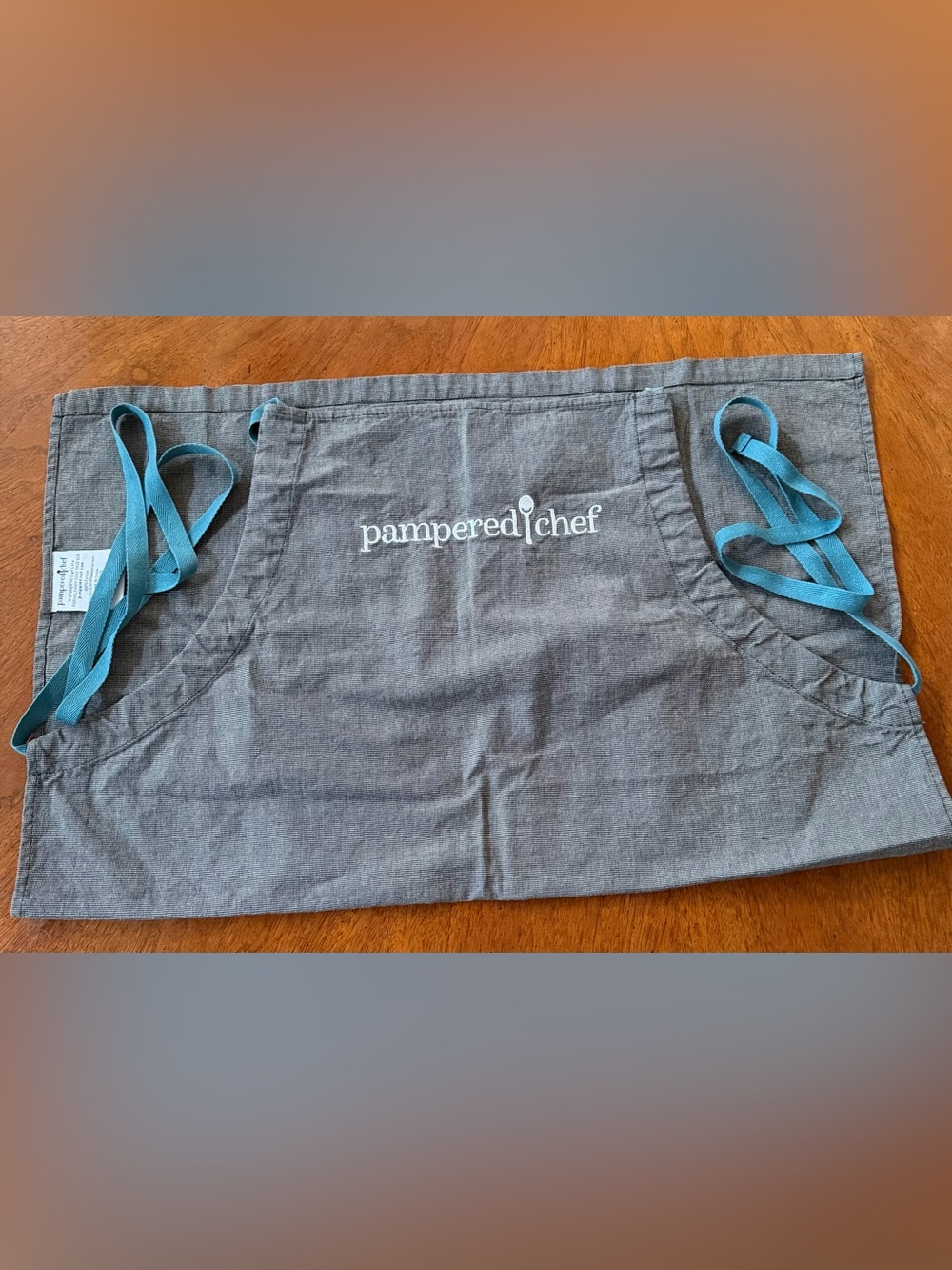 Pampered Chef Gray Waist Apron with Teal Ties - EUC!